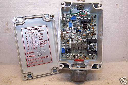 NEW PANAMETRICS MC 4W 33 RELATIVE HUMIDITY TRANSMITTER  