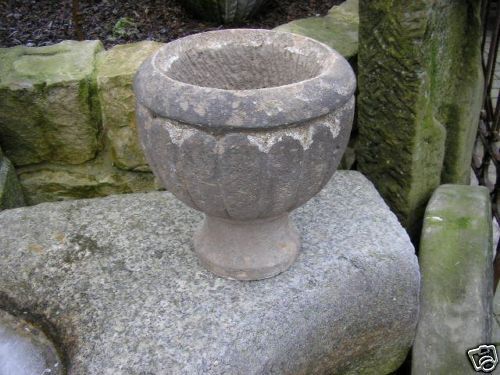 Vase/Sandstein/ Antik/ Blumenkübel/Pflanzkübel