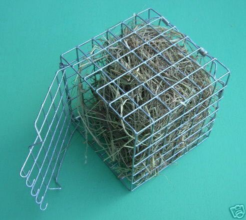 LGE RABBIT GUINEA PIG CHINCHILLA CAGE HAY CUBE RACK TOY  