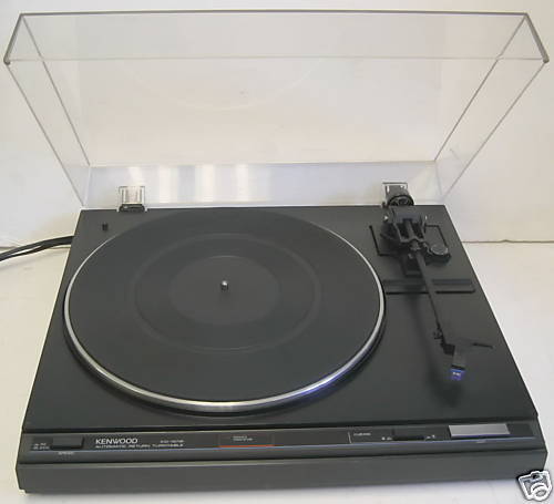 Vintage* KENWOOD Belt Drive Turntable KD 12RB   Works  