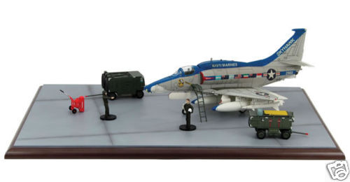 72 Diecast A 4M Skyhawk Last Skyhawk Diorama Set  